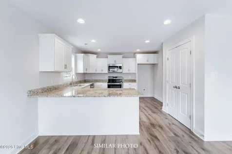 715 Gulley Lane Jacksonville NC 28546