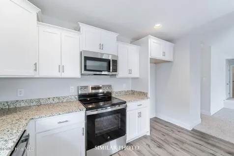 715 Gulley Lane Jacksonville NC 28546
