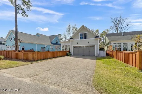 3610 Hansa Drive Castle Hayne NC 28429