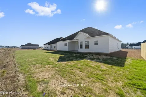 615 Barlowe Lane Jacksonville NC 28546