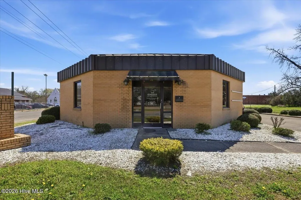 107 E Vernon Avenue Kinston NC 28501