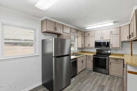 641 Haws Run Road Jacksonville NC 28540