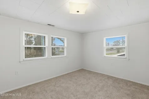 641 Haws Run Road Jacksonville NC 28540