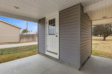 641 Haws Run Road Jacksonville NC 28540