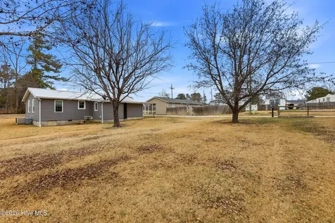 641 Haws Run Road Jacksonville NC 28540