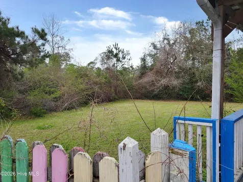 137 Pine Street Shallotte NC 28470