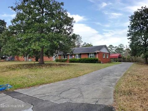 137 Pine Street Shallotte NC 28470
