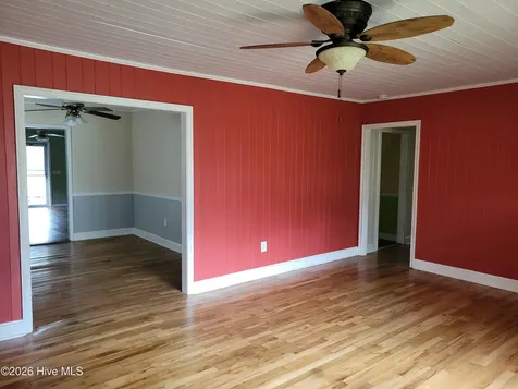 137 Pine Street Shallotte NC 28470