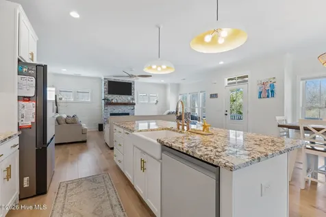 102 Hardwick Lane Newport NC 28570