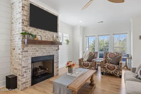 102 Hardwick Lane Newport NC 28570
