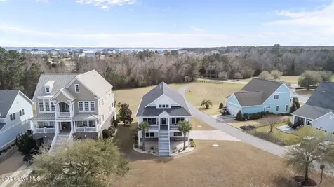 102 Hardwick Lane Newport NC 28570