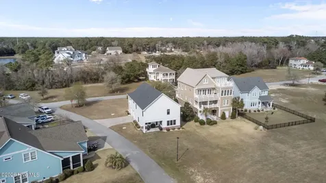 102 Hardwick Lane Newport NC 28570