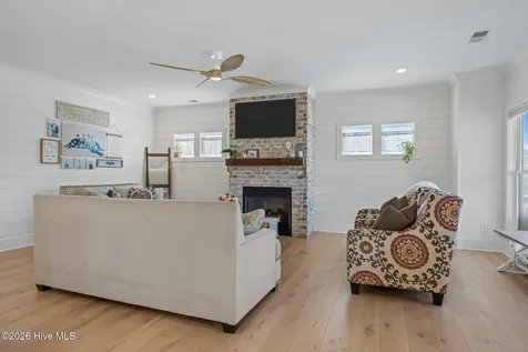 102 Hardwick Lane Newport NC 28570