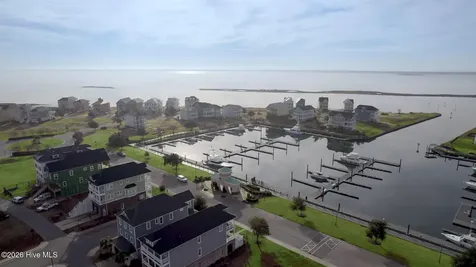 102 Hardwick Lane Newport NC 28570