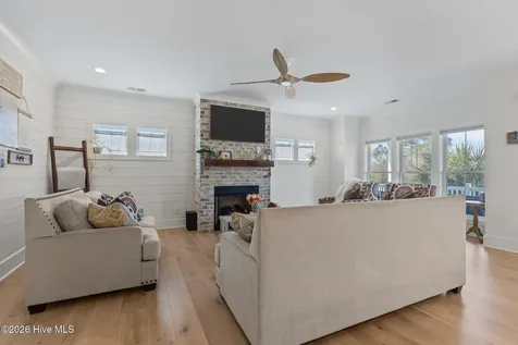 102 Hardwick Lane Newport NC 28570