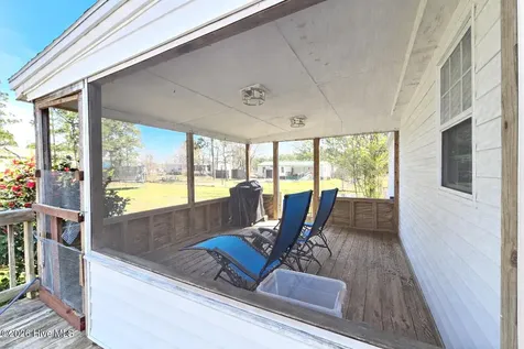 202 Castlebury Lane Hubert NC 28539