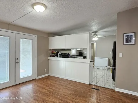 202 Castlebury Lane Hubert NC 28539