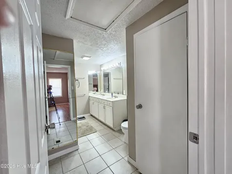 202 Castlebury Lane Hubert NC 28539