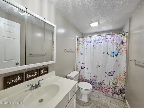 202 Castlebury Lane Hubert NC 28539