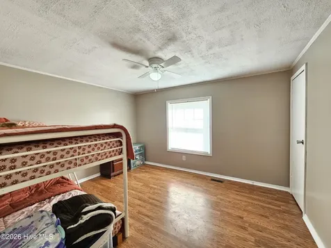 202 Castlebury Lane Hubert NC 28539