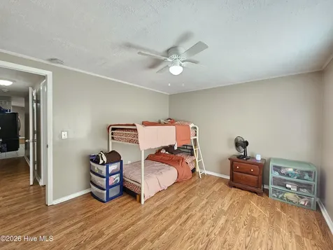 202 Castlebury Lane Hubert NC 28539