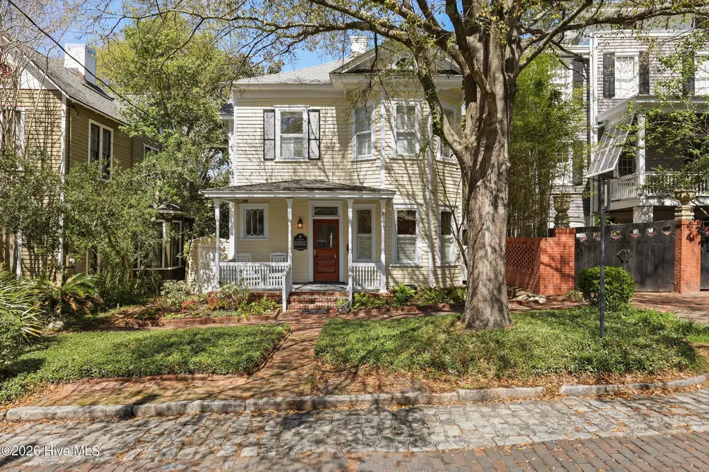 215 Ann Street Wilmington NC 28401