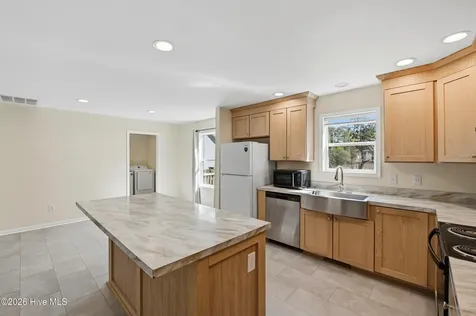 858 Wildwood Circle Hampstead NC 28443