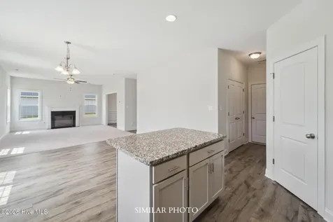 1864 Olde Towne Pointe Boulevard Jacksonville NC 28546