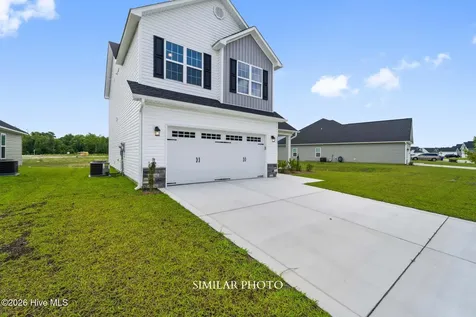 1864 Olde Towne Pointe Boulevard Jacksonville NC 28546