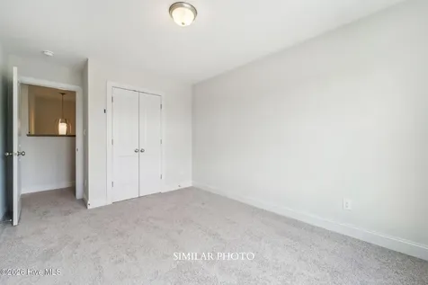 1864 Olde Towne Pointe Boulevard Jacksonville NC 28546