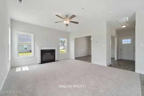 1864 Olde Towne Pointe Boulevard Jacksonville NC 28546