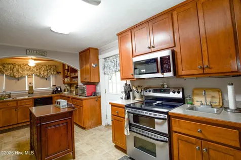 1897 Stanton Hill Road Cameron NC 28326