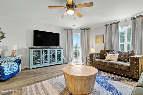 105 SE 58th Street Oak Island NC 28465