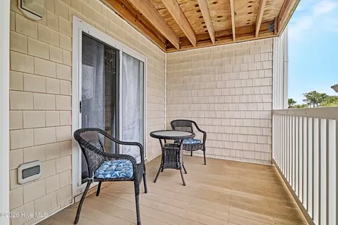 105 SE 58th Street Oak Island NC 28465
