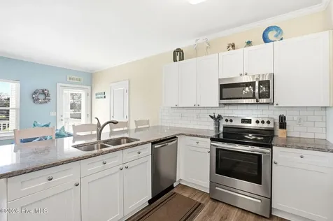 618 S Fourth Avenue Kure Beach NC 28449