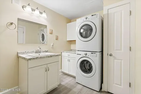 618 S Fourth Avenue Kure Beach NC 28449