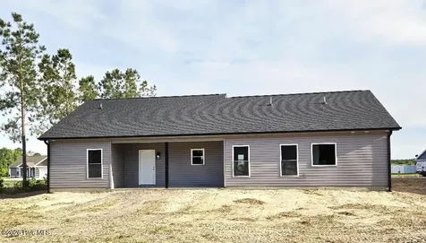 204 Windsor Farm Road Kinston NC 28504
