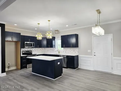 204 Windsor Farm Road Kinston NC 28504