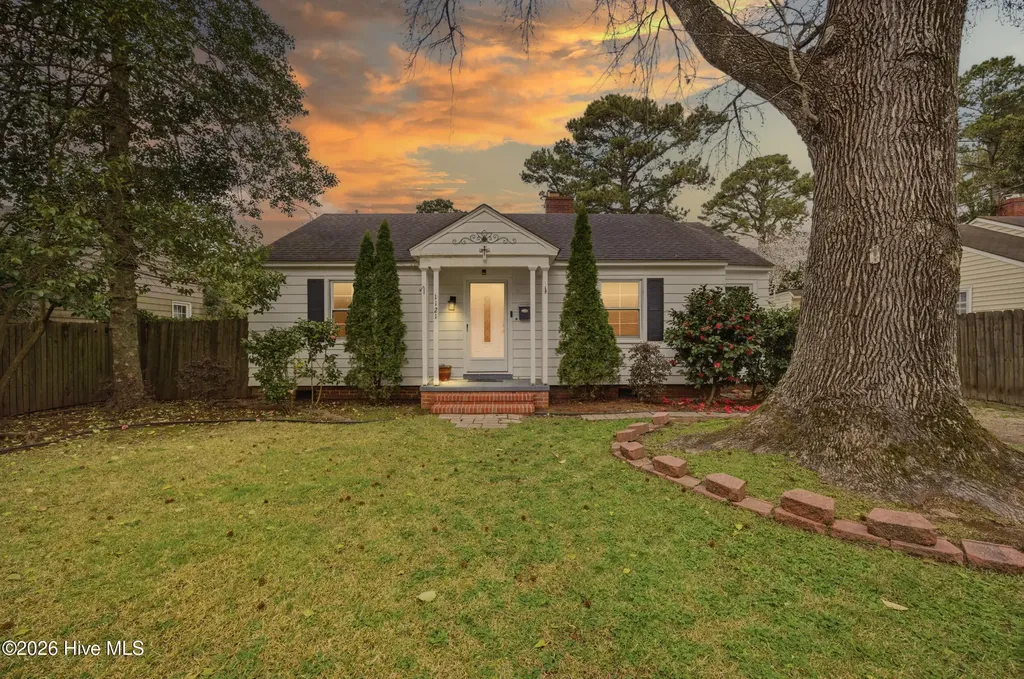 1121 W Williams Circle Elizabeth City NC 27909