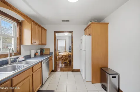 1121 W Williams Circle Elizabeth City NC 27909