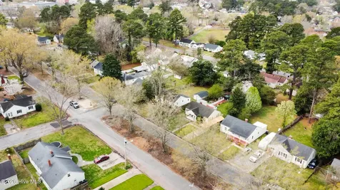 1121 W Williams Circle Elizabeth City NC 27909