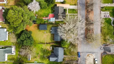 1121 W Williams Circle Elizabeth City NC 27909