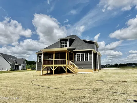 5621 River Buck Road Spring Hope NC 27882
