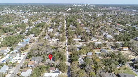 101 NE 40th Street Oak Island NC 28465