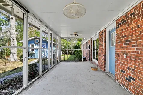 101 NE 40th Street Oak Island NC 28465