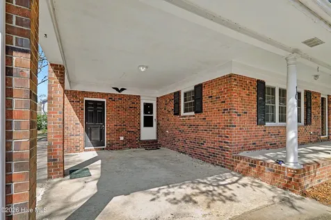 101 NE 40th Street Oak Island NC 28465