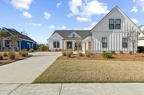 5301 Barcroft Lake Drive Leland NC 28451