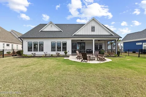 5301 Barcroft Lake Drive Leland NC 28451