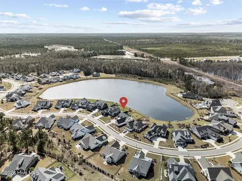 5301 Barcroft Lake Drive Leland NC 28451