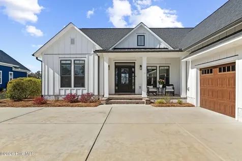 5301 Barcroft Lake Drive Leland NC 28451